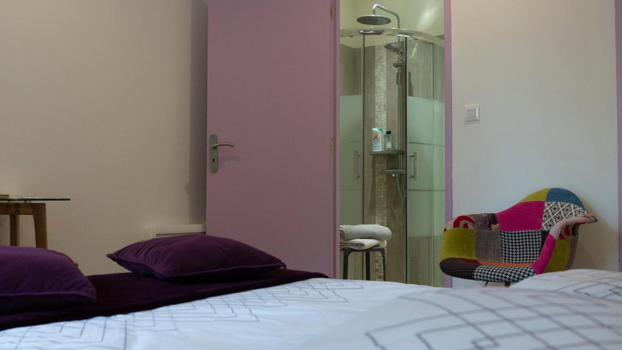 Domaine De La Basse Orme Bed and Breakfast Les Iffs Exteriör bild